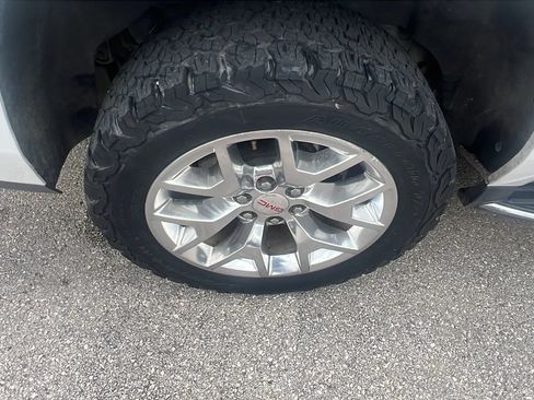 Used 2019 GMC Yukon XL Denali w/ Open Road Package AWD/4WD image 36