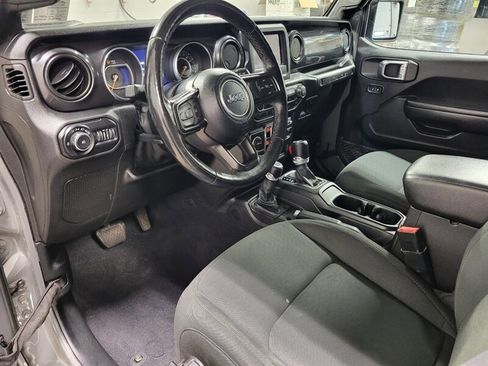 Used 2020 Jeep Wrangler Unlimited Sport image 23