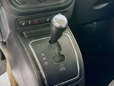 Used 2013 Jeep Compass Latitude w/ Sun/Sound Group AWD/4WD image 19
