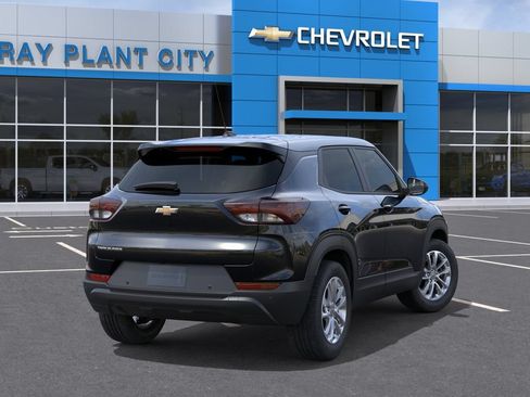 New 2026 Chevrolet TrailBlazer LS w/ LS Convenience Package FWD image 4