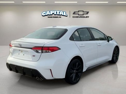 Used 2023 Toyota Corolla SE image 5