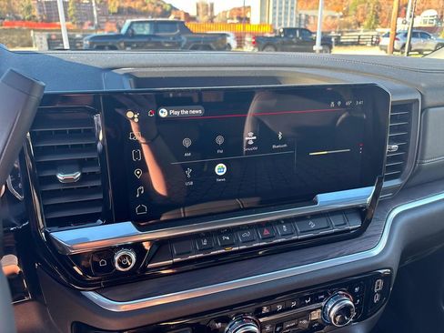 New 2026 GMC Sierra 2500 SLT w/ SLT Premium Package image 26