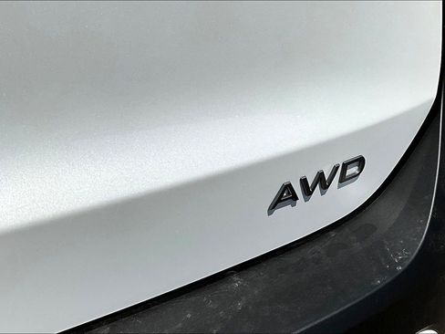 New 2026 Nissan Kicks SV AWD/4WD image 14