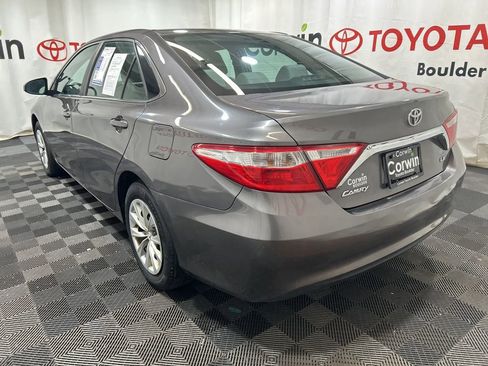 Used 2016 Toyota Camry LE image 5