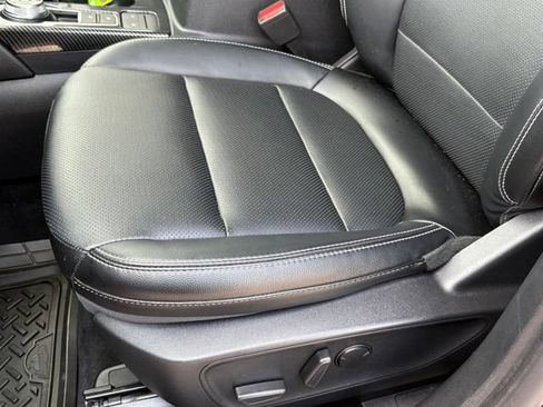 Used 2022 Ford Escape SEL w/ Technology Package FWD image 25