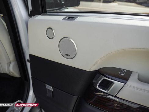 Used 2017 Land Rover Range Rover Long Wheelbase Supercharged image 37