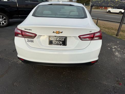 Used 2022 Chevrolet Malibu LT image 6