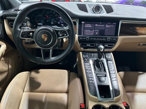 Used 2019 Porsche Macan AWD/4WD image 40