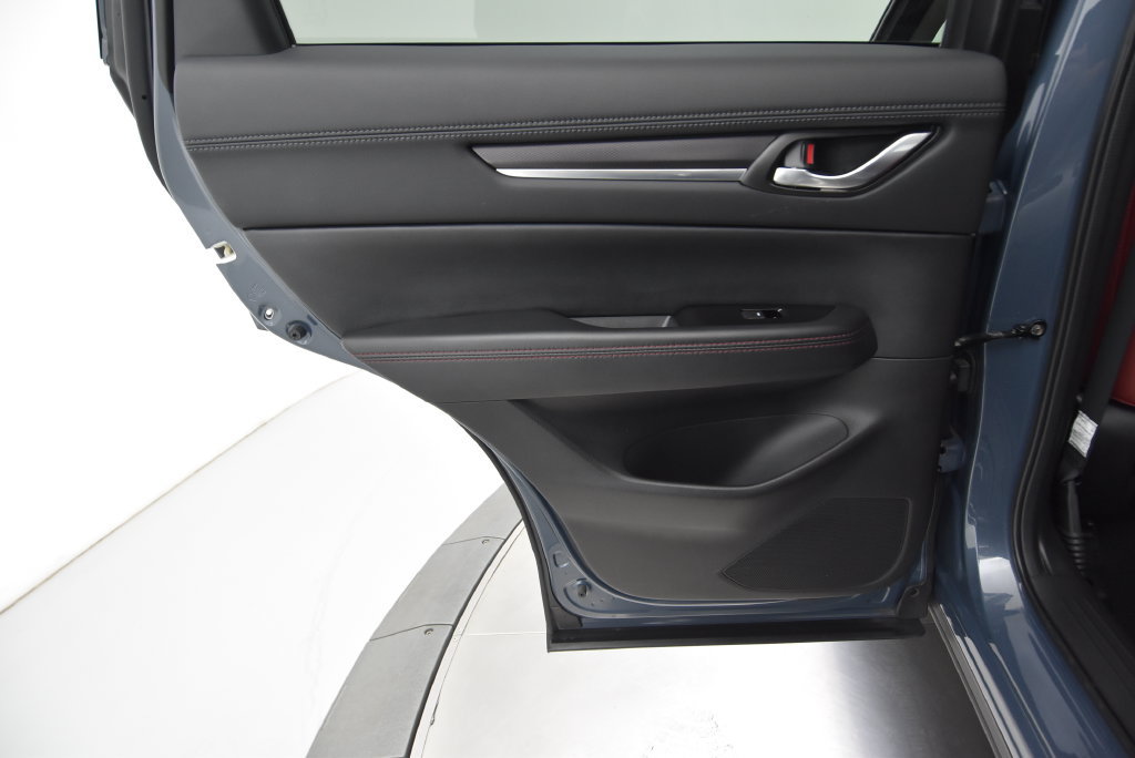 Certified 2025 MAZDA CX-5 Carbon Edition AWD/4WD image 34