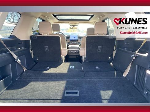 Used 2024 Ford Expedition Limited image 42