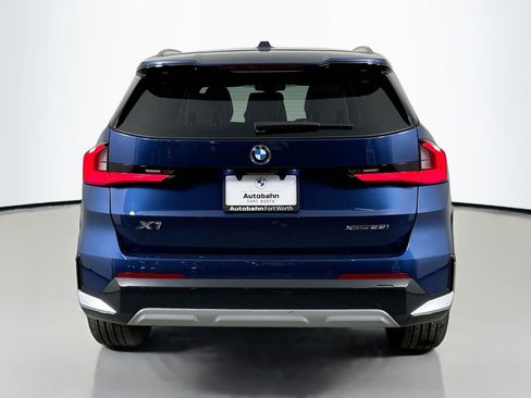 Certified 2025 BMW X1 xDrive28i w/ Premium Package image 6