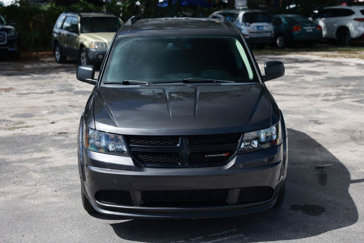 Used 2018 Dodge Journey SE w/ Connectivity Group FWD image 19