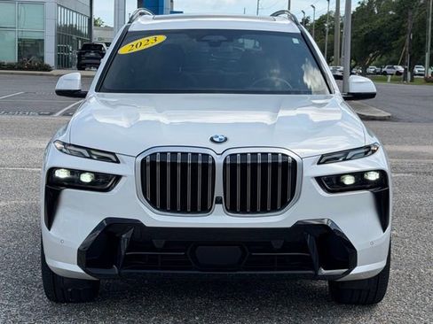 Used 2023 BMW X7 xDrive40i w/ Executive Package AWD/4WD image 2