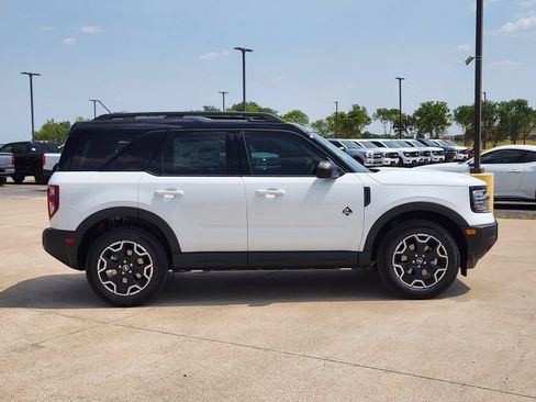 New 2026 Ford Bronco Sport Outer Banks AWD/4WD image 7