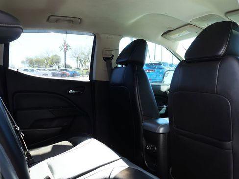 Used 2020 Chevrolet Colorado Z71 image 28