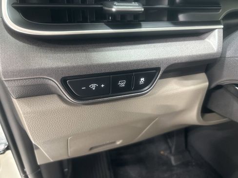 New 2026 Kia Carnival EX image 11