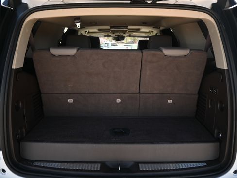 Used 2019 GMC Yukon Denali w/ Denali Ultimate Package image 16