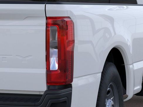 New 2026 Ford F250 XL RWD image 22