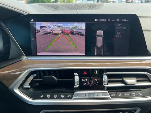 Used 2020 BMW X7 xDrive40i w/ Premium Package AWD/4WD image 48