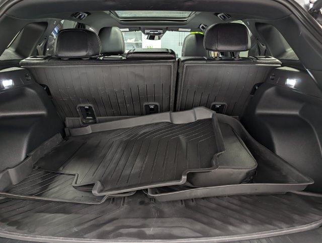 Used 2024 Chevrolet Blazer EV LT AWD/4WD image 16