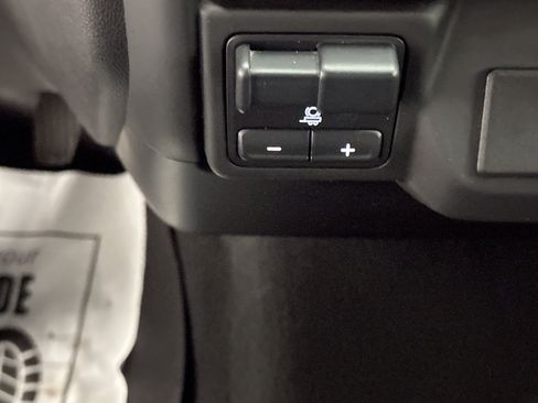 Used 2020 Chevrolet Silverado 1500 Custom Trail Boss w/ Custom Convenience Package AWD/4WD image 32