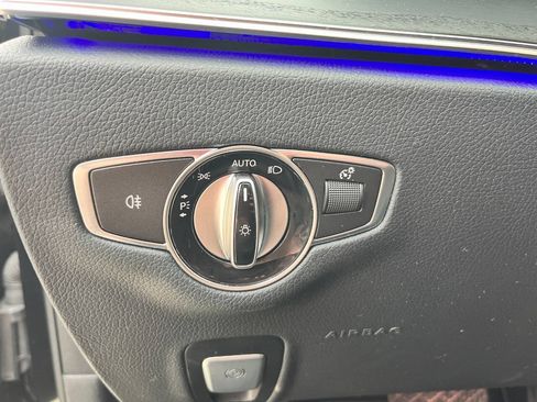 Used 2023 Mercedes-Benz E 350 4MATIC Sedan image 30