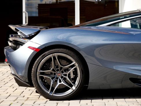 Used 2018 McLaren 720S Luxury image 16