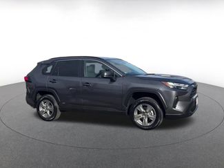 Used 2025 Toyota RAV4 LE video 2