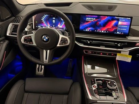 Used 2026 BMW X7 M60i AWD/4WD image 32