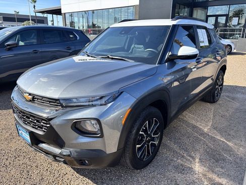 Used 2022 Chevrolet TrailBlazer ACTIV w/ Technology Package image 7