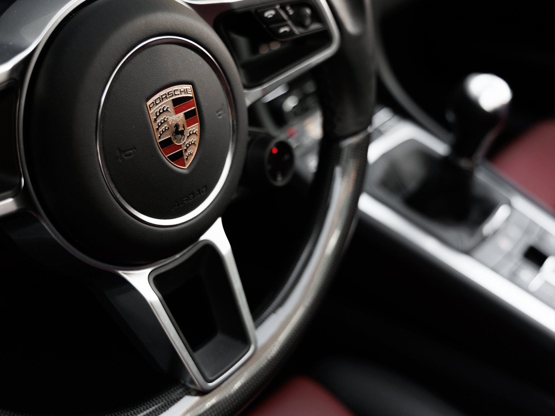 Certified 2025 Porsche 718 Boxster S RWD image 23