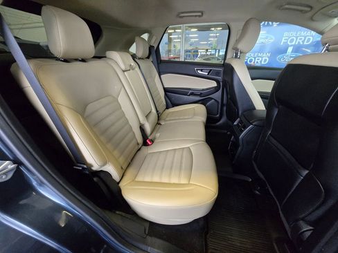 Used 2022 Ford Edge SEL w/ Convenience Package image 23