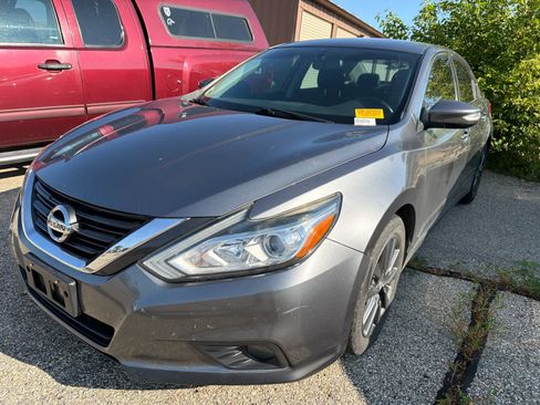 Used 2016 Nissan Altima 2.5 SL FWD image 1