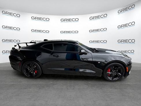 Certified 2024 Chevrolet Camaro SS RWD image 8