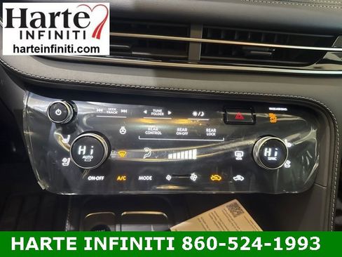 New 2026 INFINITI QX60 Sport image 8