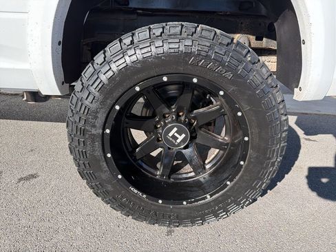 Used 2017 RAM 2500 Laramie w/ Sport Appearance Group AWD/4WD image 42
