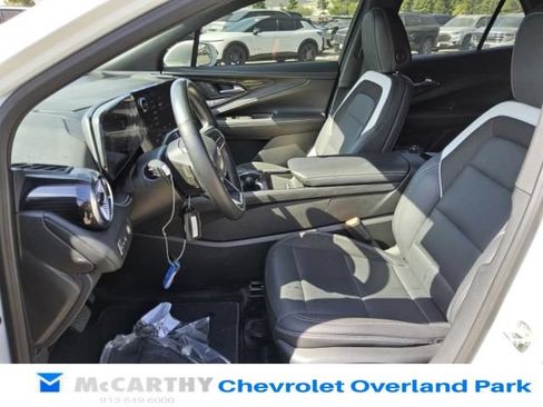 Used 2024 Chevrolet Blazer EV LT AWD/4WD image 10