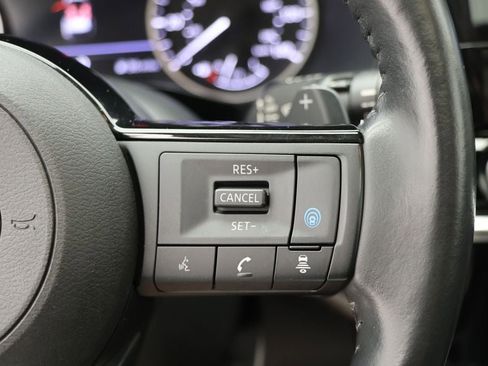 Used 2022 Nissan Pathfinder SL w/ SL Premium Package image 24