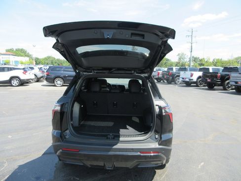 Certified 2025 Chevrolet Equinox RS w/ Convenience Package III AWD/4WD image 8