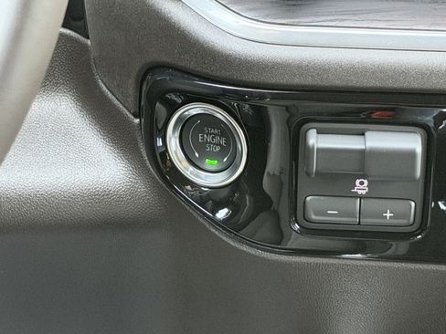 New 2026 GMC Sierra 1500 SLT w/ SLT Premium Plus Package image 48