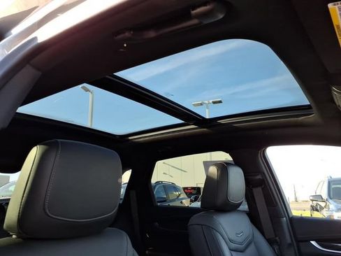 Used 2023 Cadillac XT5 Premium Luxury w/ LPO, Floor Liner Package AWD/4WD image 23