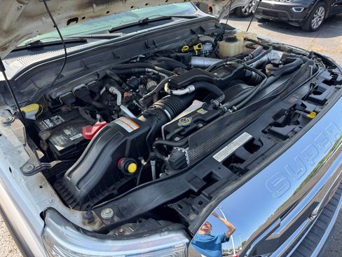 Used 2011 Ford F250 Lariat w/ Lariat Interior Pkg AWD/4WD image 24