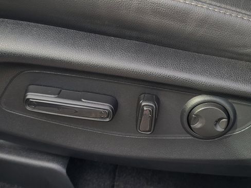 Used 2023 Honda CR-V EX-L image 12