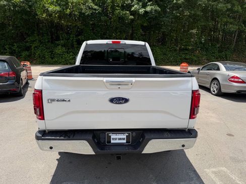 Used 2017 Ford F150 Lariat w/ Equipment Group 502A Luxury AWD/4WD image 8
