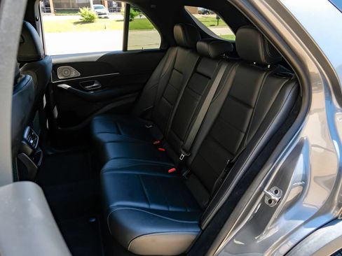 Used 2023 Mercedes-Benz GLE 350 w/ Premium Package image 49