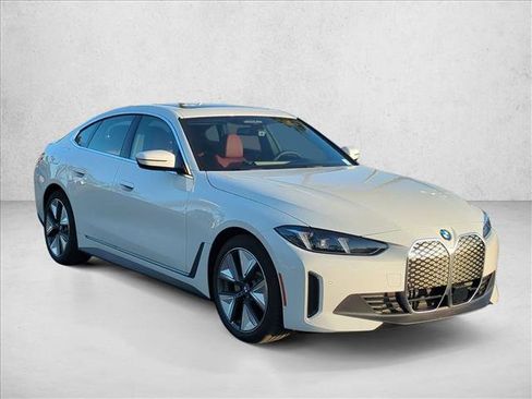 Used 2026 BMW i4 eDrive40 w/ Premium Package RWD image 7
