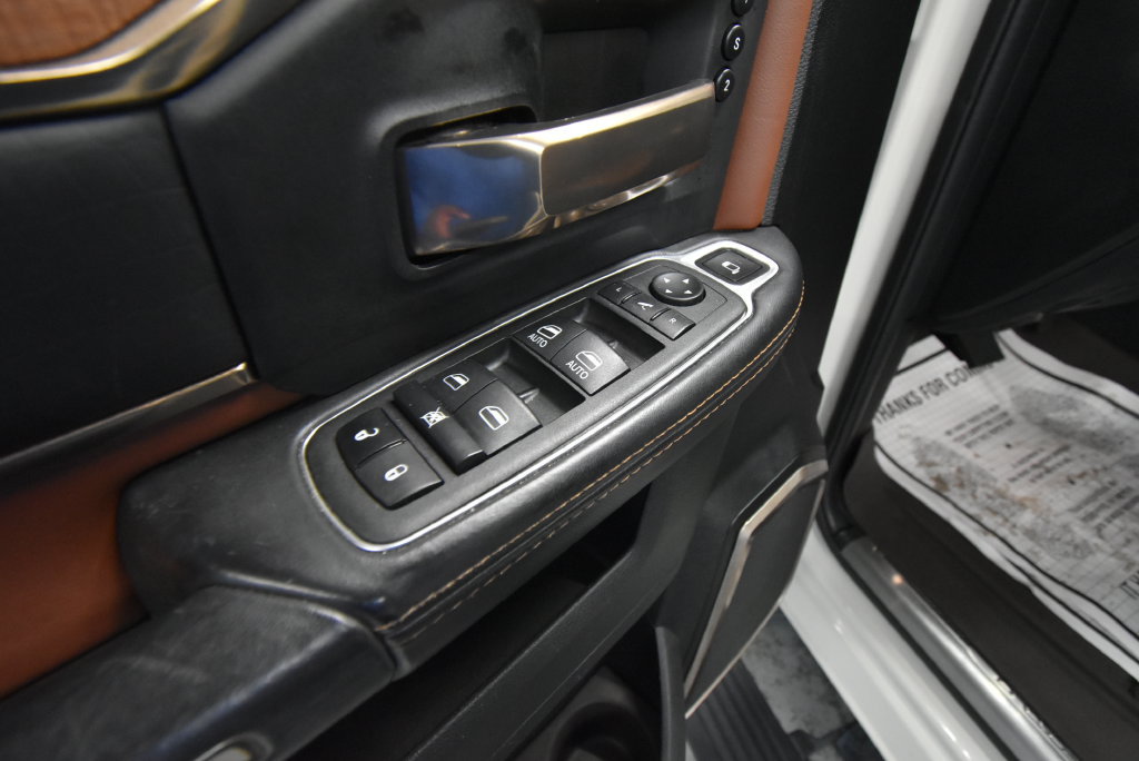 Used 2022 RAM 3500 Limited AWD/4WD image 5