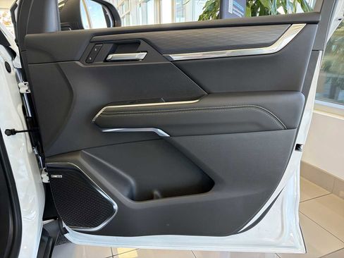 New 2026 GMC Acadia Elevation w/ Elevation Premium Package image 24