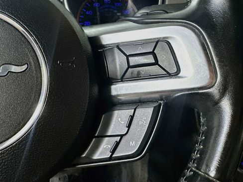 Used 2019 Ford Mustang Premium RWD image 22