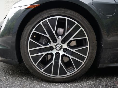Used 2021 Porsche Taycan RWD image 11